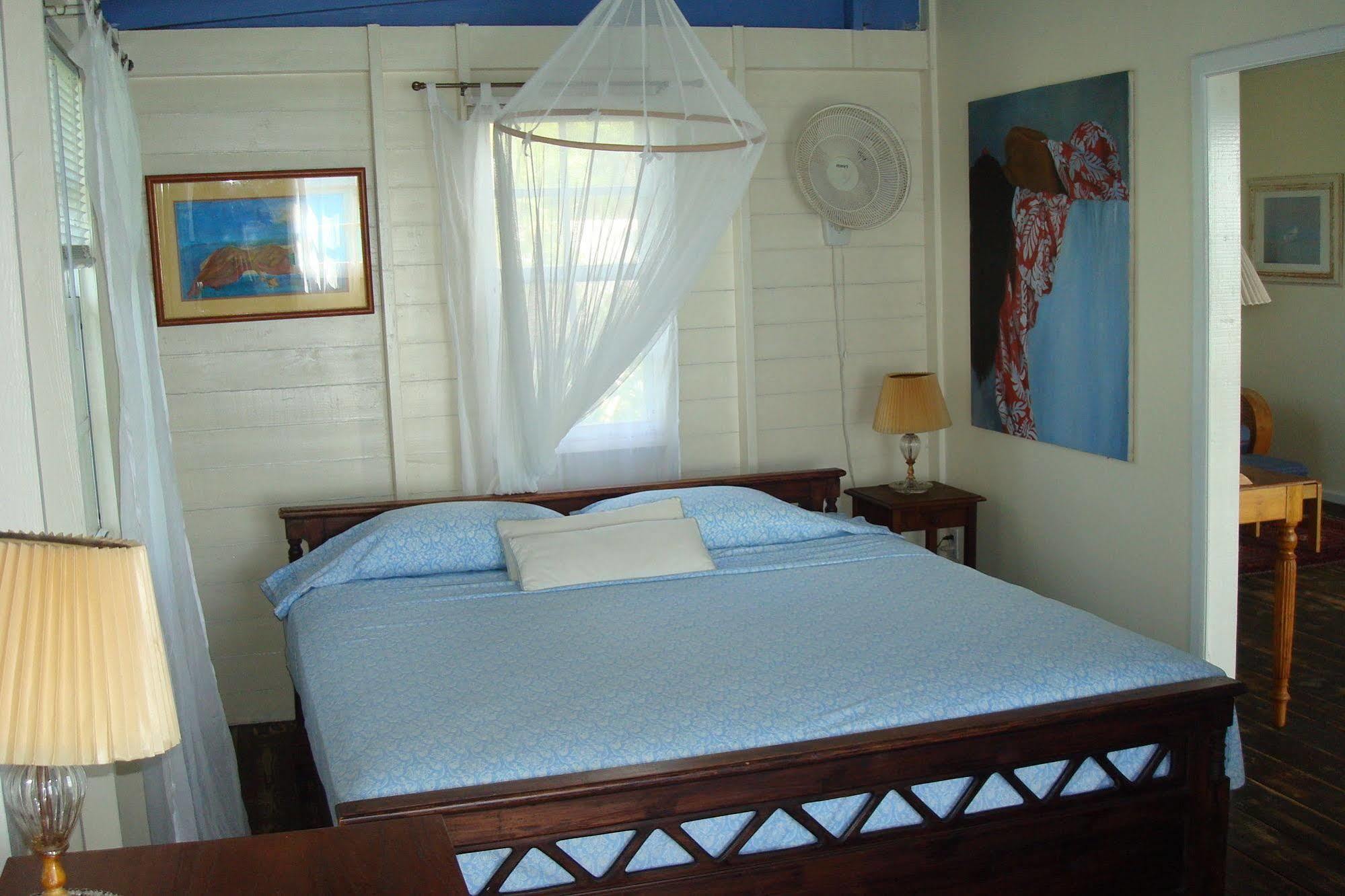 Galley Bay Cottages Five Islands Village Exterior foto